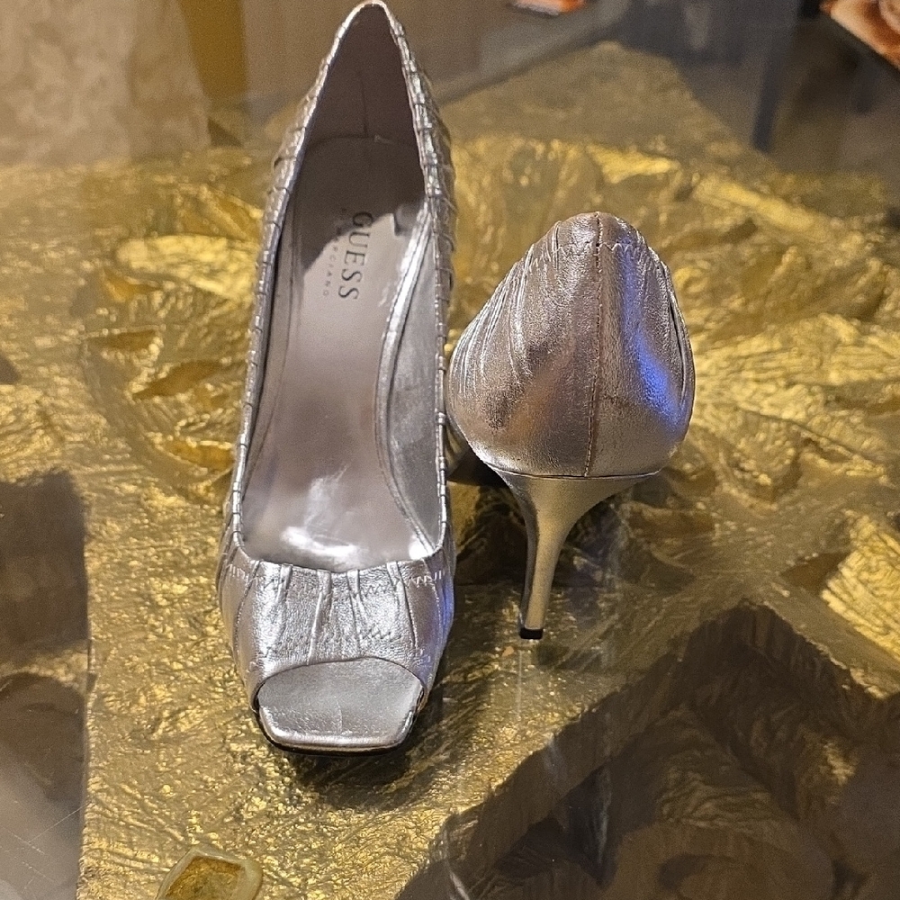 Guess Shimmering Silver Peep-Toe Heels Great For Dressing Up An Showing Out